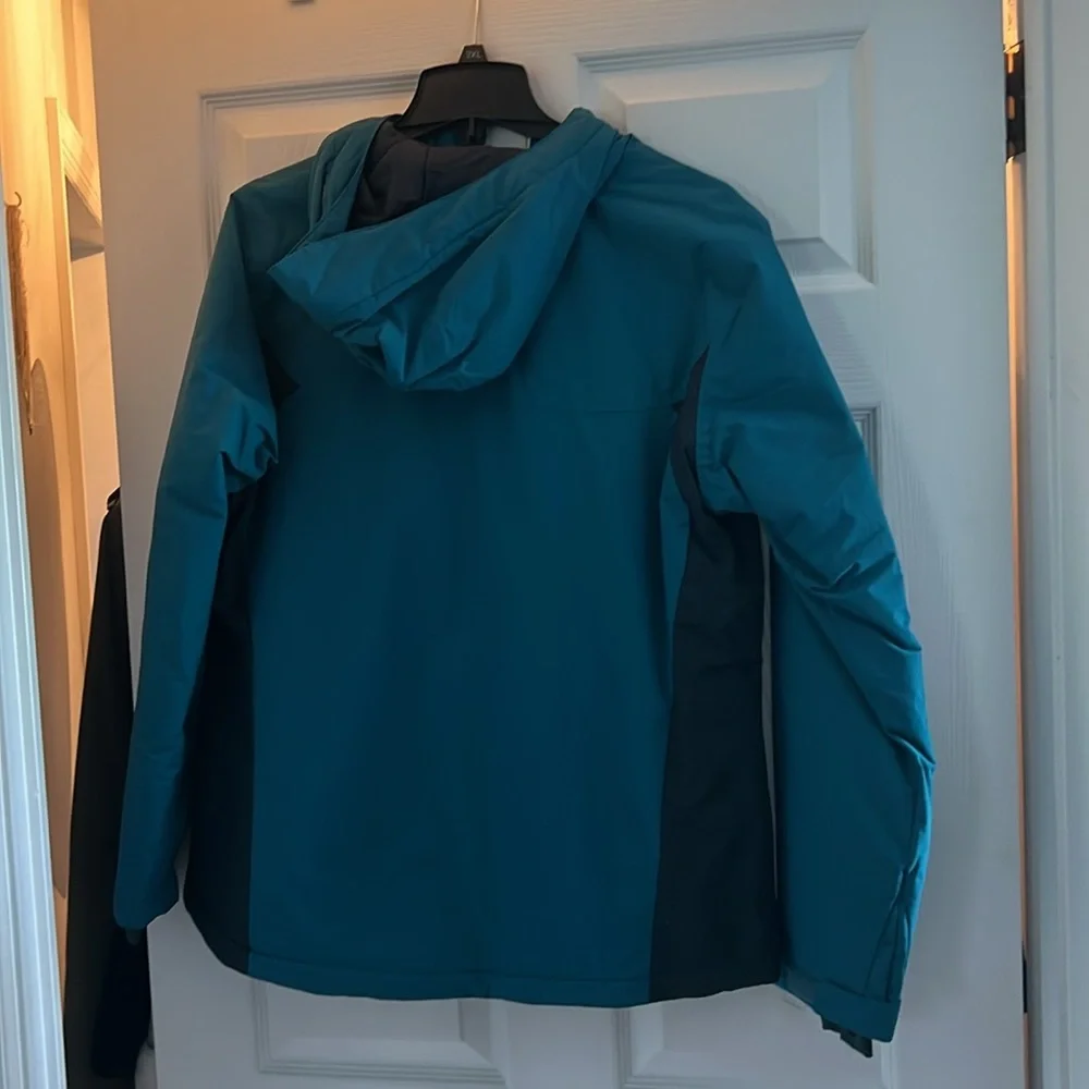 Columbia Blue and Gray Outdoor Jacket - Picture 4 of 4